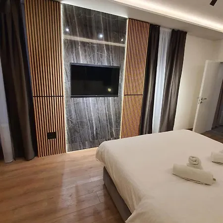 Privilege By Park Bed & Breakfast 4*