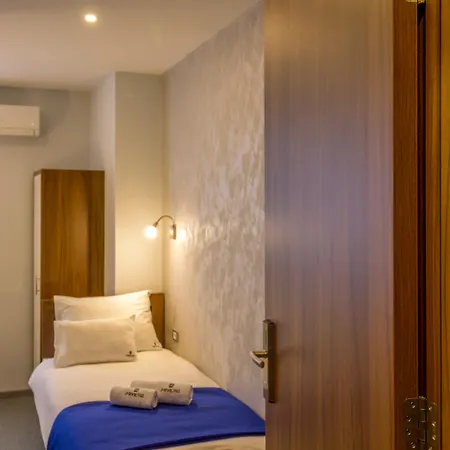 Privilege By Park Bed & Breakfast 4*