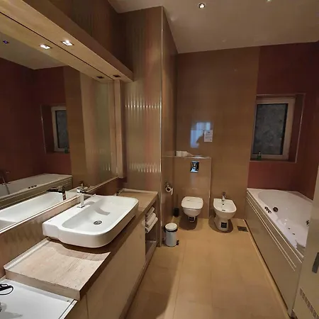 Privilege By Park Bed & Breakfast 4*