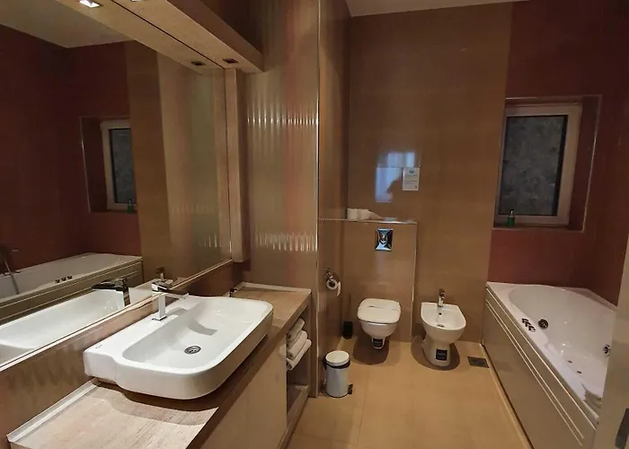 Privilege By Park Oda ve Kahvaltı 4*